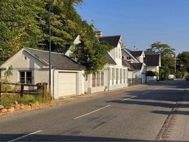 Taarbæk Strandvej 39, 2930 Klampenborg