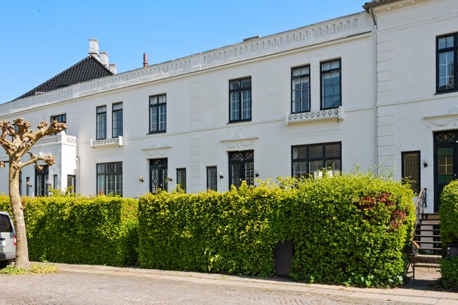 Christiansholms Parallelvej 5, 2930 Klampenborg