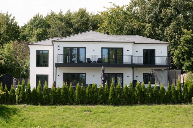 Skodsborg Strandvej 107, 2942 Skodsborg